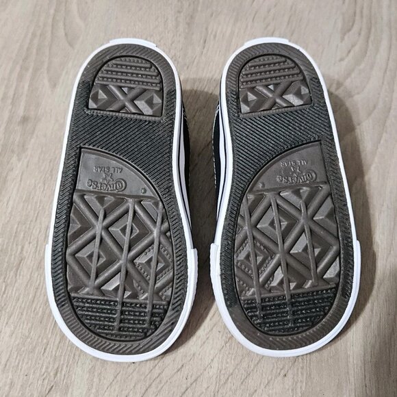 Converse All Star Infant Size 6 Black Low Top Canvas Sneakers Athletic Shoes - Picture 6 of 7